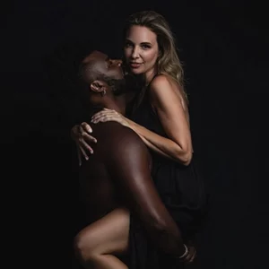 Shooting couple